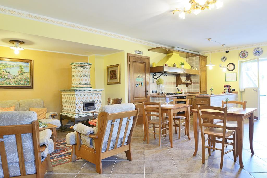 Bed And Breakfast Montino 세네 외부 사진